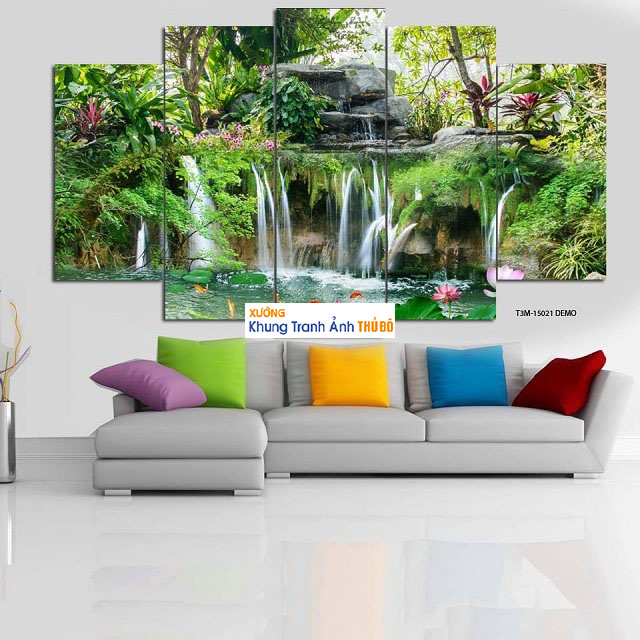 Tranh treo tường phong cảnh thác nước đẹp phù hợp cho phòng khách